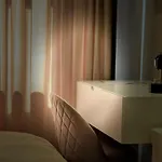 Rex Boutique فندق