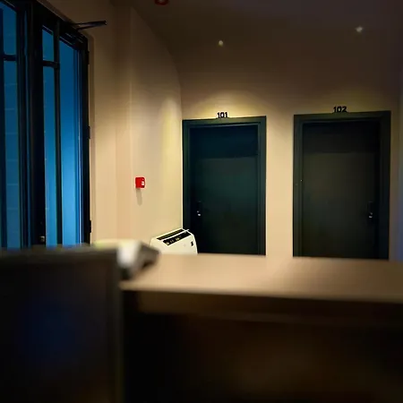 Rex Boutique Hotell *